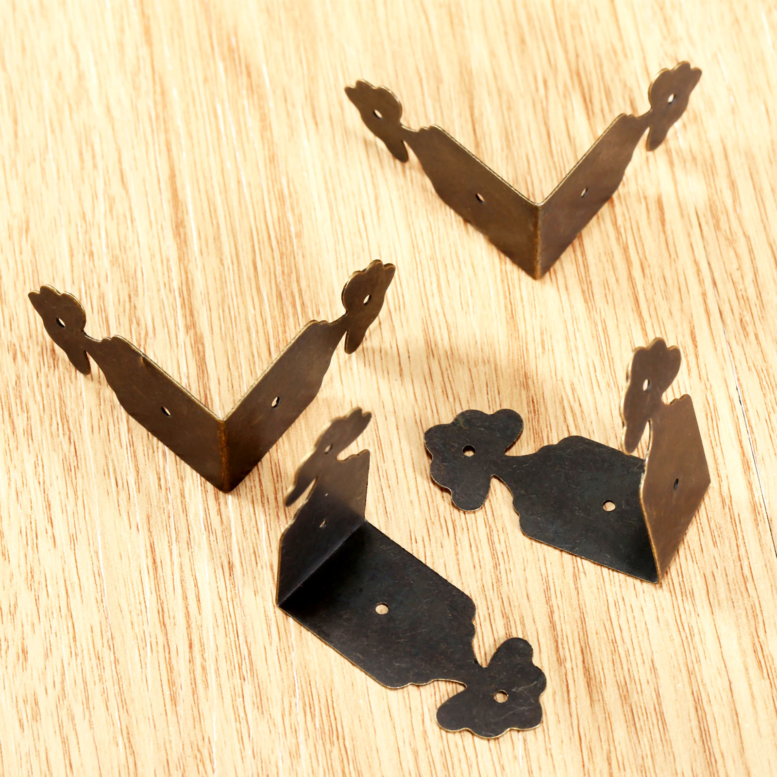 4 adet dekoratif köşe koruyucu - Furniture Hardware Nails incelemesi ve fiyatı