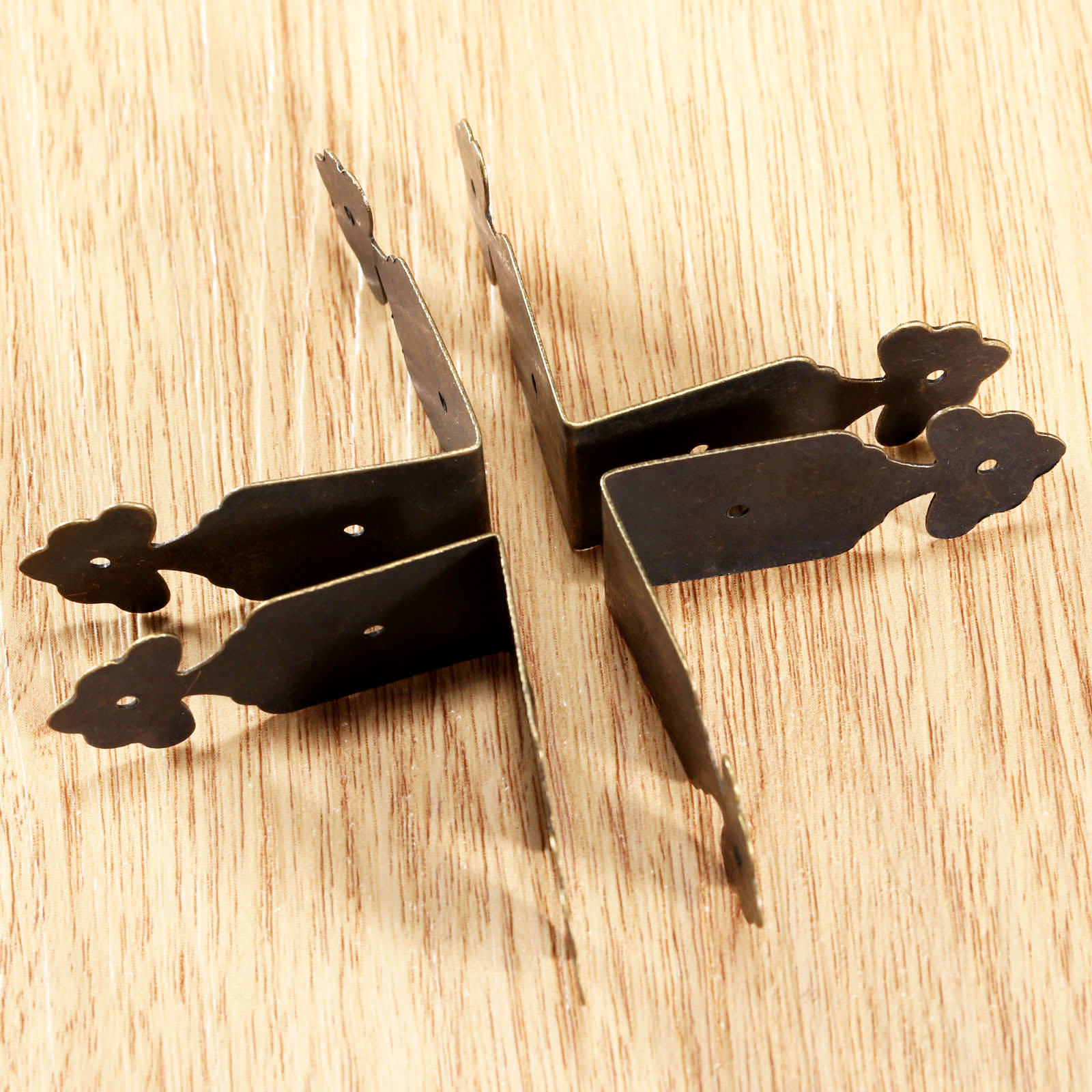4 adet dekoratif köşe koruyucu - Furniture Hardware Nails incelemesi ve fiyatı